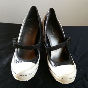 BCBG Girls high heels Sneaker